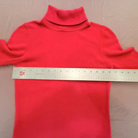 French Connection Red Turtleneck Sweater Size Medium MSRP $148 - Picture 6 of 9